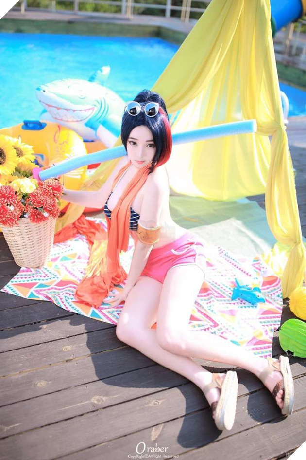 Bỏng mắt với Fiora Tiệc Bể Bơi, cosplay bởi cô nàng đến từ xứ sở Kim Chi