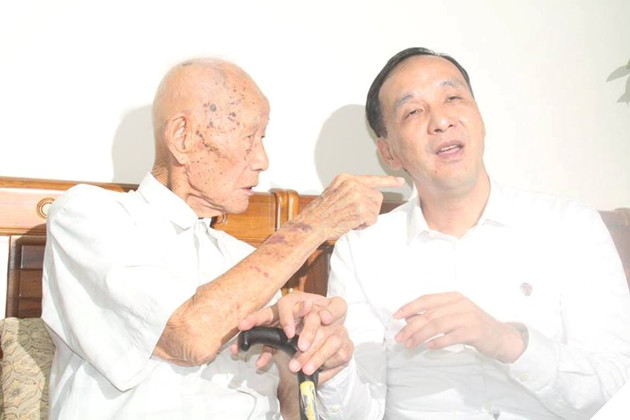 Tổng hợp những hình ảnh siêu bựa của các nhiếp ảnh gia không có tí lương tâm nghề nghiệp gì cả 18