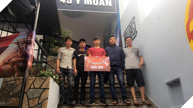 Chùm ảnh ấn tượng của các team đoạt giải tại CFL Monthly Cup tại 8 tỉnh thành 4