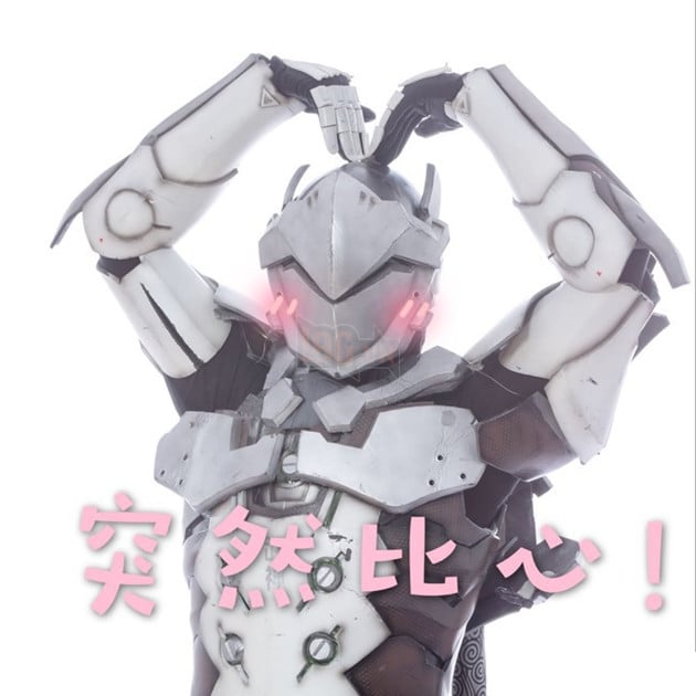 Lạ mắt với cosplay "tình cảm" giữa Genji và Mercy trong Overwatch