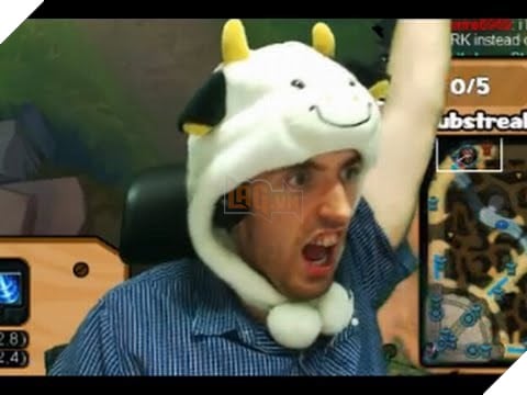 Vừa đặt chân xuống TP. HCM, Cowsep đã ngay lập tức cosplay Ninja Lead của Việt Nam khiến fan phát cuồng