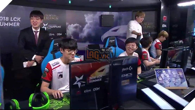Chuyện quái gì đang xảy ra với SKT T1 đây: Kkoma cho đội hình ra quân đánh LCK không Faker, không Bang, không Wolf