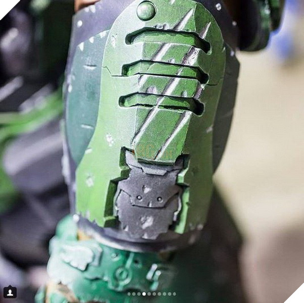 Choáng ngợp với bộ cosplay Doom tỉ lệ thật giống y hệt trong game bước ra 7