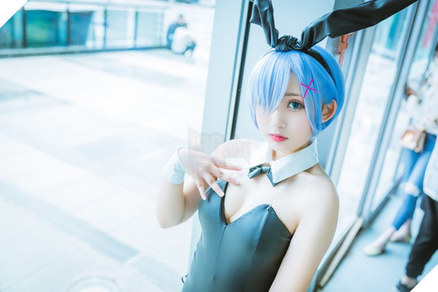 Tuyệt vời cosplay nàng hầu xem "xinh đến ngất ngây" trong Re:Zero