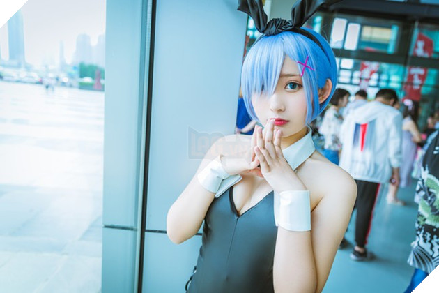 Tuyệt vời cosplay nàng hầu xem "xinh đến ngất ngây" trong Re:Zero