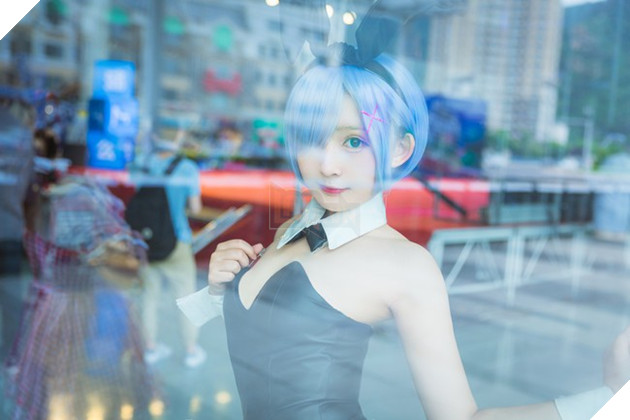 Tuyệt vời cosplay nàng hầu xem "xinh đến ngất ngây" trong Re:Zero