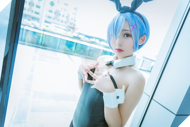 Tuyệt vời cosplay nàng hầu xem "xinh đến ngất ngây" trong Re:Zero