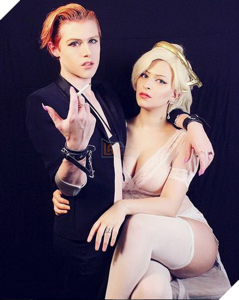 Nóng cả mặt với Cosplay bộ đôi bơm máu Mercy x Moira trong Overwatch 5