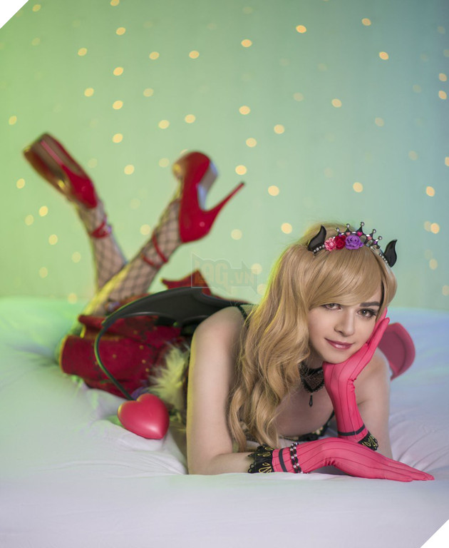 LMHT: Xạ thủ từng đi CKTG tiếp tục khiến fan "Mù Mắt" với bộ cosplay siêu khiêu gợi