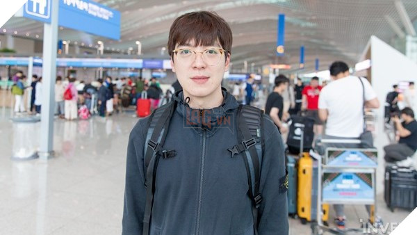 Chuẩn bị kỹ càng trước các trận đấu là điều mà HLV kkOma chú trọng