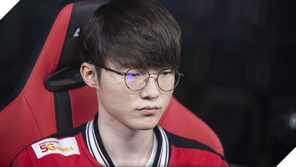 Đến Rift Rivals 2018, Faker tiết lộ rằng SKT vẫn chưa thích ứng được với meta và vẫn đang học hòi từ những khu vực khác