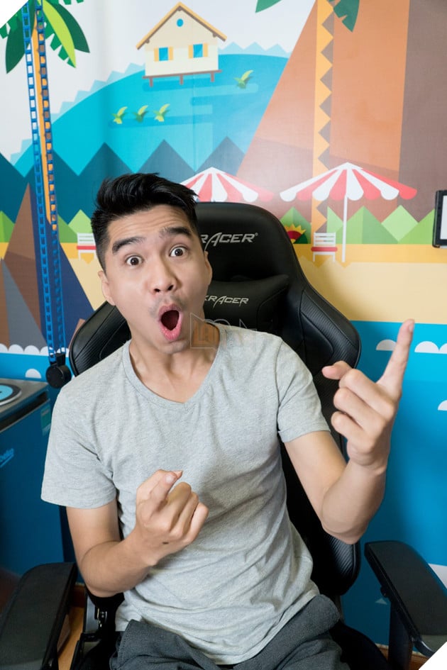 Lên truyền hình thả thính lịch lãm như thế nhưng đời thường PewPew lầy lội cỡ này! - Ảnh 7. Lên truyền hình thả thính lịch lãm như thế nhưng đời thường PewPew lầy lội cỡ này! - Ảnh 7.