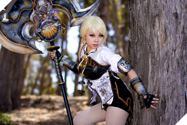 Toát mồ hôi với bộ Cosplay Cuồng Long nữ siêu gợi cảm giữa trời mùa hè 8