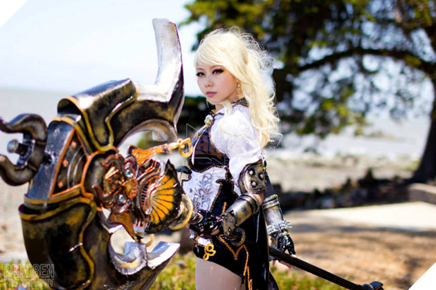 Toát mồ hôi với bộ Cosplay Cuồng Long nữ siêu gợi cảm giữa trời mùa hè 6