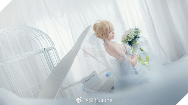 Cùng ngắm cosplay nàng Saber tuyệt đẹp trong trang phục Váy Cưới - Ảnh 2.