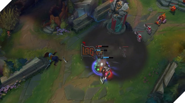 Cảm nhận của game thủ Việt về Akali mới: Siêu vòng ba, hot girl xăm trổ, một ninja chân chính... - Ảnh 6.