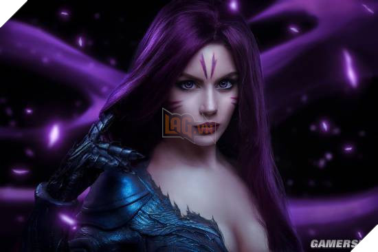 Cosplay KaiSa tuyệt đẹp khiến fan Liên Minh Huyền Thoại không khỏi trầm trồ - Ảnh 1.