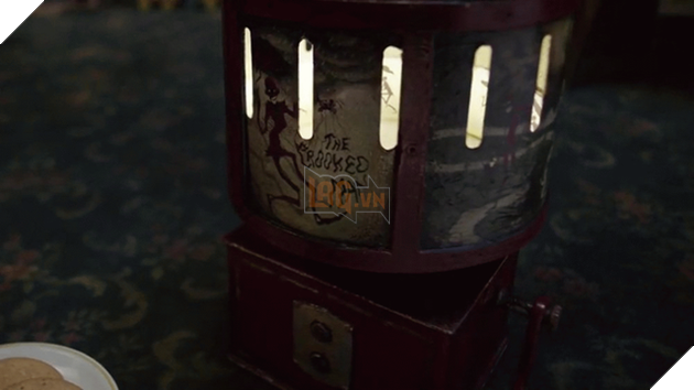 Búp Bê Ma Ám Annabelle quay trở lại phá tung kho đồ vật bị nguyền rủa nhà Warrens - Ảnh 3.