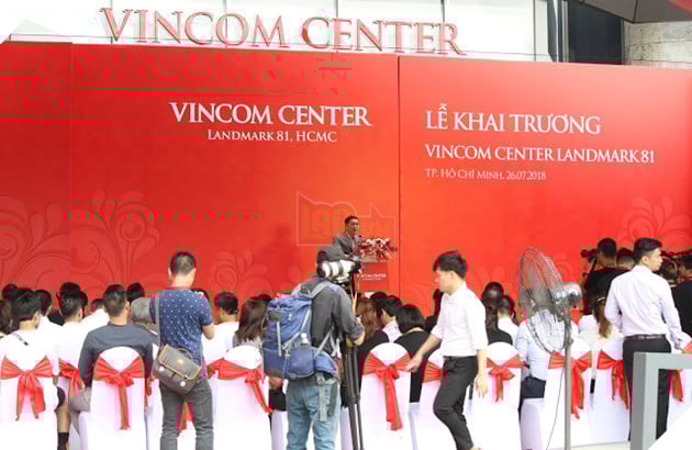 Toàn cảnh Landmark 81 - Tòa nhà cao nhất Việt Nam trong buổi sáng khai trương 7