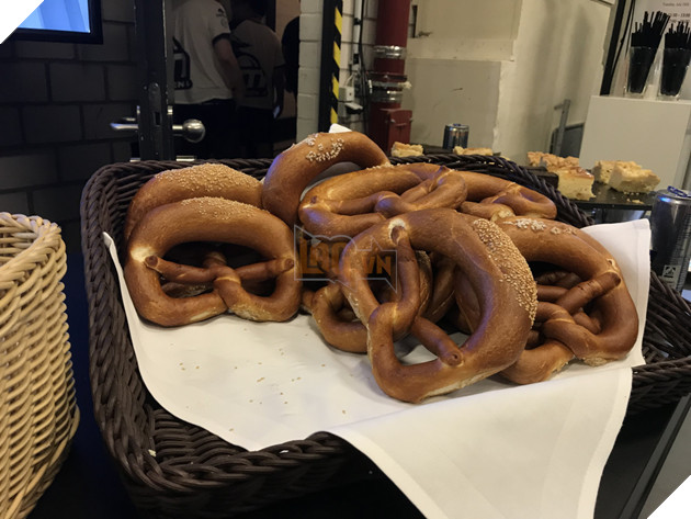 PGI 2018: Mì gói A-One luôn sẵn sàng phục vụ Refund Gaming và các đội tuyển khác tại giải đấu lần này 10