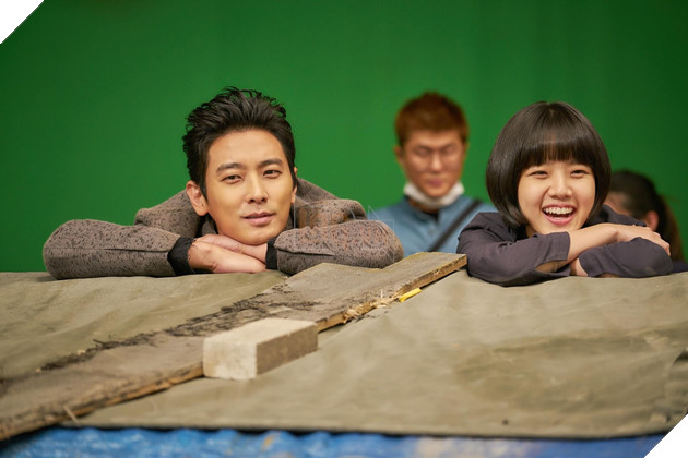 NHÀ SẢN XUẤT ‘THỬ THÁCH THẦN CHẾT - 49 NGÀY CUỐI CÙNG’ TUNG VIDEO VÀ ẢNH HẬU TRƯỜNG NHÍ NHỐ  4