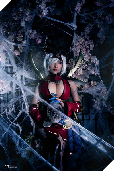 Chết người với vẻ đẹp căng tràn nhựa sống từ Cosplay Elise Huyết Nguyệt ma mị 2