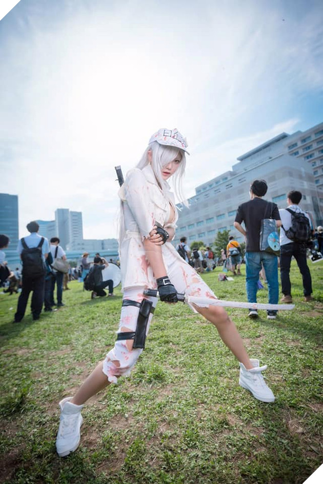 Rung rẩy trước vẻ đẹp chết người của nữ cosplayer Bạch Cầu trong bộ anime Hataraku Saibou  6