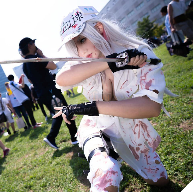 Rung rẩy trước vẻ đẹp chết người của nữ cosplayer Bạch Cầu trong bộ anime Hataraku Saibou  8