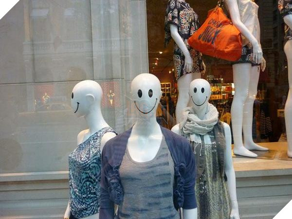 mannequin-610x458 mannequin 610x458