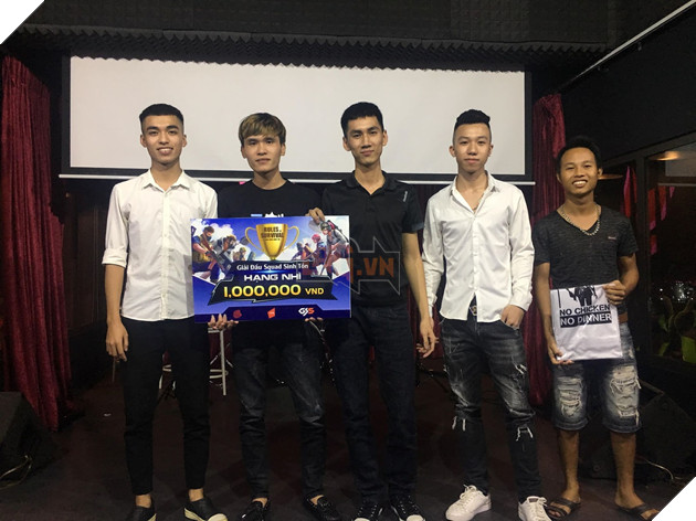 ROS Mobile: Bien nguoi tham du offline Chien Dich Sinh Ton cuoi tuan qua tai Ha Noi 15 ROS Mobile: Biển người tham dự offline Chiến Dịch Sinh Tồn cuối tuần qua tại Hà Nội 15