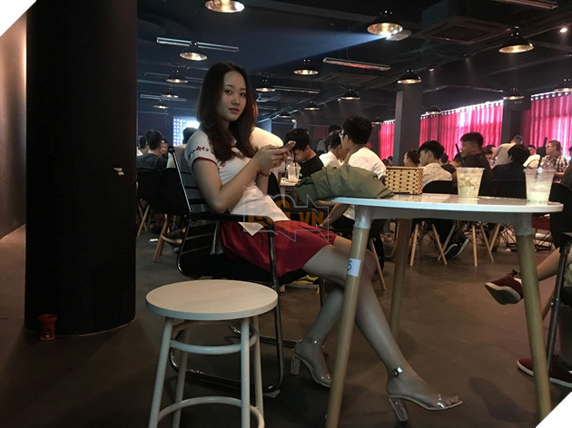 ROS Mobile: Bien nguoi tham du offline Chien Dich Sinh Ton cuoi tuan qua tai Ha Noi 19 ROS Mobile: Biển người tham dự offline Chiến Dịch Sinh Tồn cuối tuần qua tại Hà Nội 19
