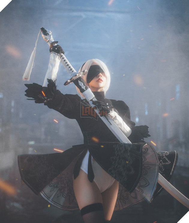 Bỏng mắt với cosplay về cô nàng 2B trong Nier: Automata - Ảnh 5. Bỏng mắt với cosplay về cô nàng 2B trong Nier: Automata - Ảnh 5.