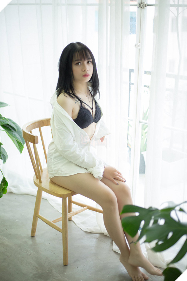 Choáng ngợp trước với vẻ sexy của hot girl CFL 3