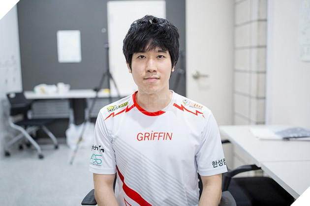 HLV trưởng của Griffin cực kỳ tự tin với Orianna sau pha highlight của thần đồng Chovy - Ảnh 2. HLV trưởng của Griffin cực kỳ tự tin với Orianna sau pha highlight của thần đồng Chovy - Ảnh 2.
