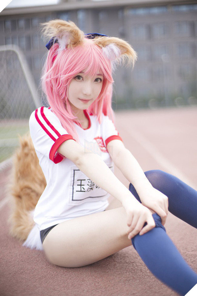 Cosplay Tamamo-no-Mae cực dễ thương, tan chảy trái tim game thủ - Ảnh 1.
