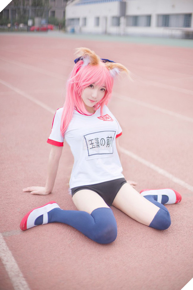 Cosplay Tamamo-no-Mae cực dễ thương, tan chảy trái tim game thủ - Ảnh 3.
