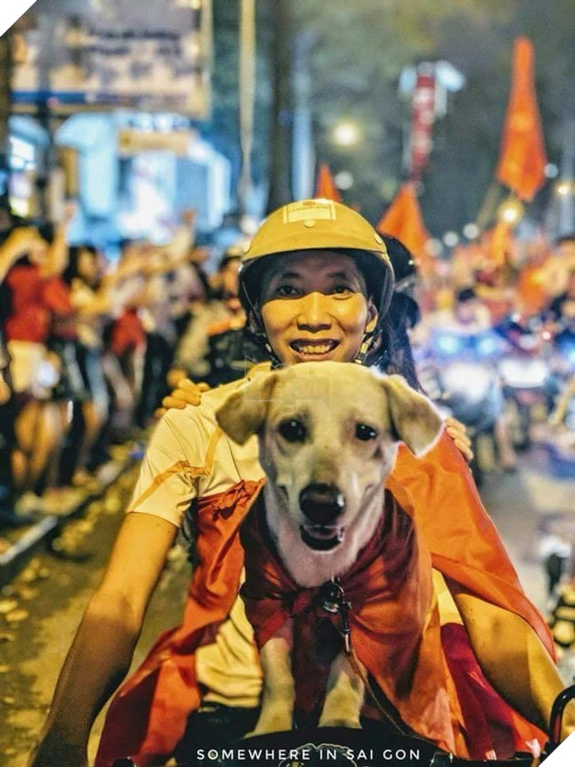 Hậu Tứ kết ASIAD 2018: Các đại boss kéo quân ra đường đi bão ăn mừng Olympic Việt Nam 5