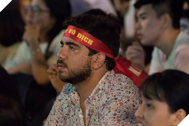 Olympic Việt Nam - Olympic Syria: Cả nước mong tin thắng trận 13