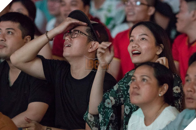 Olympic Việt Nam - Olympic Syria: Cả nước mong tin thắng trận 16