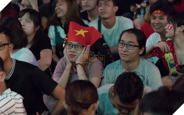 Olympic Việt Nam - Olympic Syria: Cả nước mong tin thắng trận 21