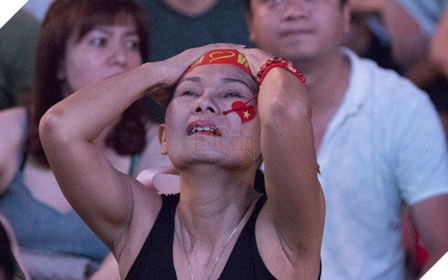 Olympic Việt Nam - Olympic Syria: Cả nước mong tin thắng trận 39