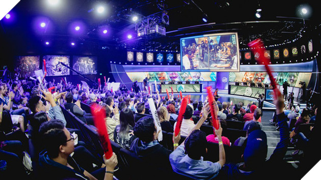 LMHT: Không những không tăng, Riot Games còn bị chính nhân viên tố là cắt giảm tiền tổ chức CKTG - Ảnh 3. LMHT: Không những không tăng, Riot Games còn bị chính nhân viên tố là cắt giảm tiền tổ chức CKTG - Ảnh 3.