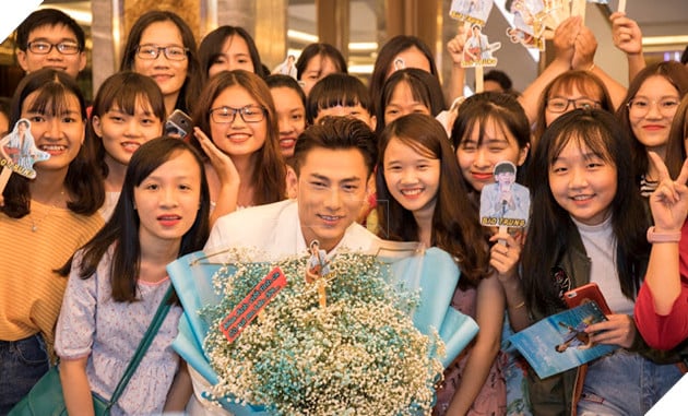 Khép lại mùa hè bằng Mùa viết tình ca cùng Isaac và Phan Ngân 6