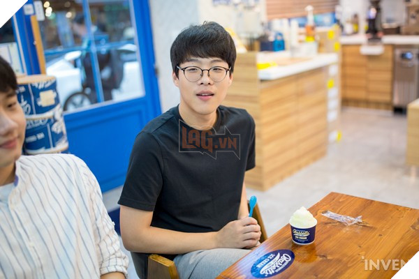 LMHT: Nhân một ngày đẹp trời, Kuro và Smeb gặp nhau và chia sẻ toàn chuyện thâm cung bí sử của các thành viên ROX Tigers cũ - Ảnh 5.