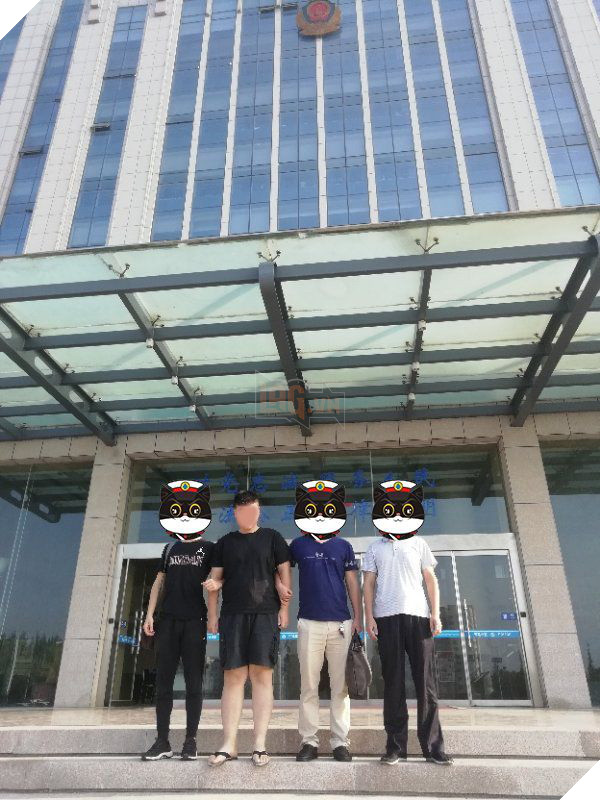 Tencent hợp tác cùng cảnh sát bắt tại chỗ 4 hacker bán hack trong PUBG Mobile 3