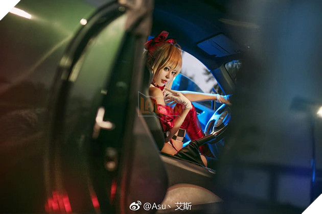 Nóng mặt với bộ ảnh Cosplay Saber phiên bản đua xe nóng cháy cả lốp 2