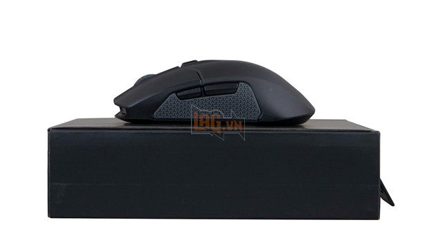 Review Steelseries Sensei 310 - chú chuột chơi game phù hợp với mọi đối tượng 6