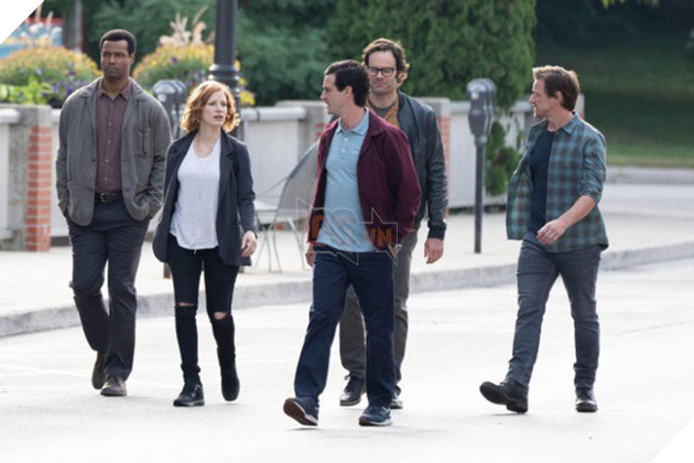 Gã hề Pennywise quay trở lại reo rắc nỗi sợ hãi cho mọi người trong ảnh hậu trường It: Chapter 2 - Ảnh 6.