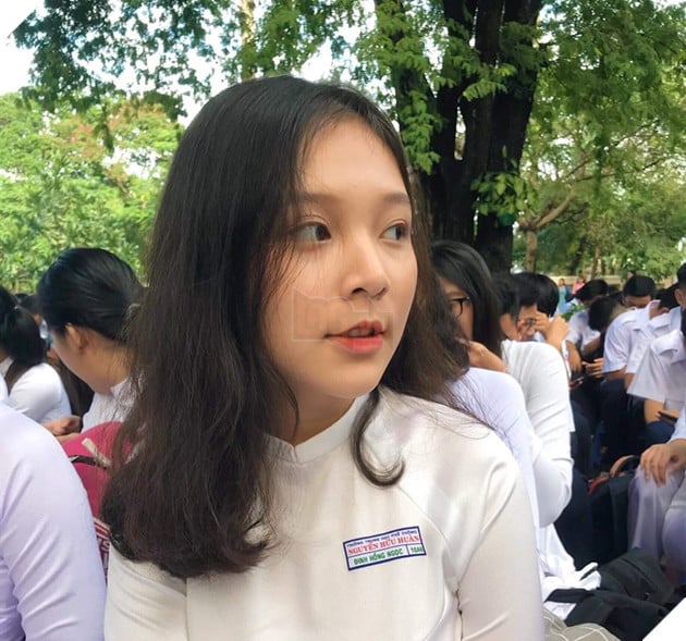 10X Sai Gon noi bat giua san truong ngay khai giang hinh anh 1