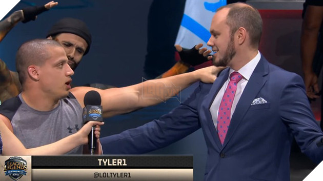 Giữa cơn bão drama, Riot Games và game thủ toxic nhất LMHT thế giới - Tyler1 bất ngờ làm hòa - Ảnh 3.